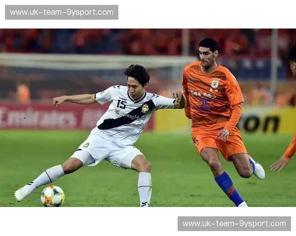 泰越龙腾，谁主沉浮？中泰足球恩怨情仇，亚洲杯再燃战火！